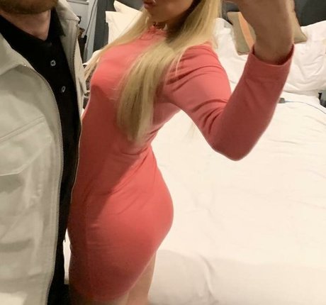 Faylee Oxenham ポルノモデル ギャラリー