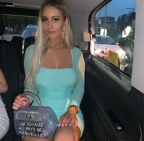 Faylee Oxenham 高品質スター 画像