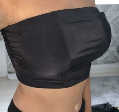 Faylee Oxenham かわいいスター 画像