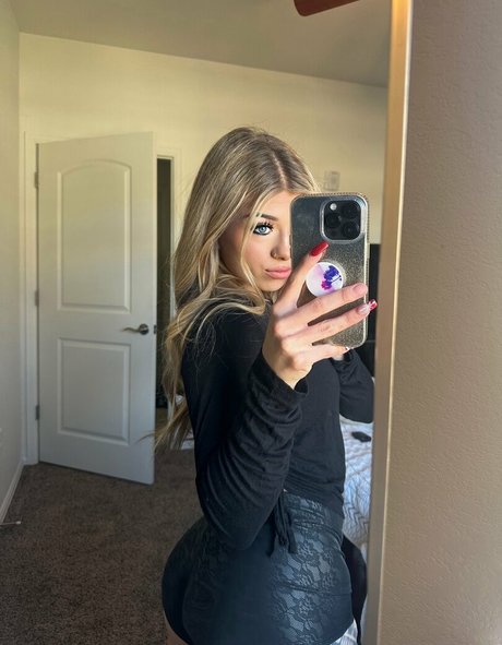 アジア人の巨根OnlyFans ヌード 写真