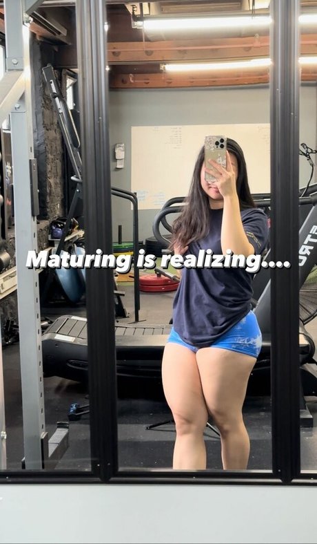 Asianquadbae トップモデル 写真