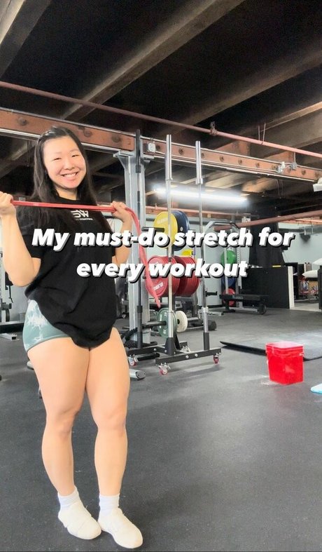 Asianquadbae 独占スター 画像