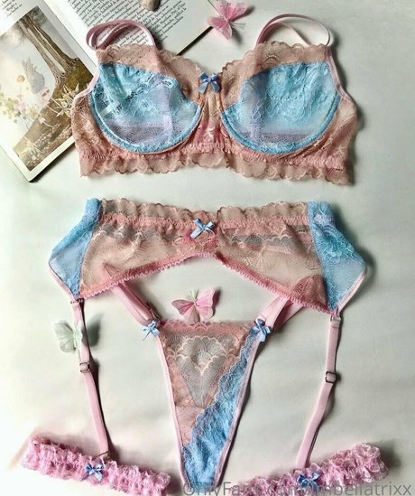 imbellatrixx 完璧なポルノスター 写真