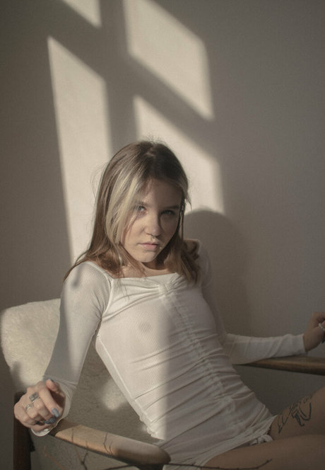 disimaria 完璧なポルノスター ギャラリー