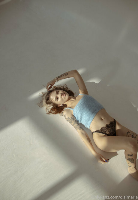 disimaria エロティック女優 写真