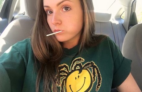 Brenna Winters スター ヌード 写真