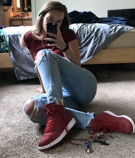 Brenna Winters 高品質女優 写真