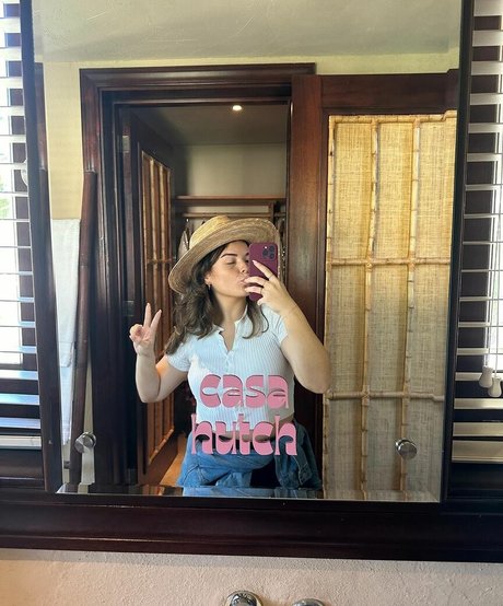 Alondra Larson ポルノスター 写真