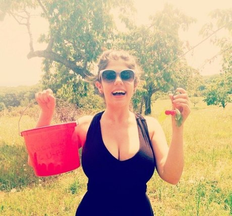 BBWキティOnlyFans ホットヌード 写真