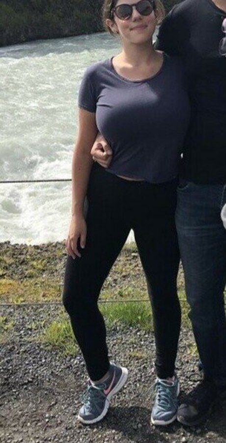 ブロンドのお尻オンリーファンズ ポルノ アーカイブ