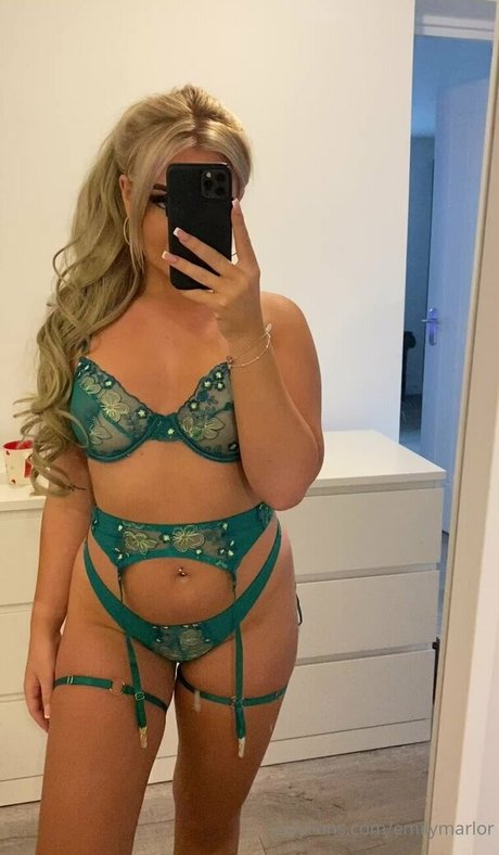 emilymrlor セクシーなスター ギャラリー