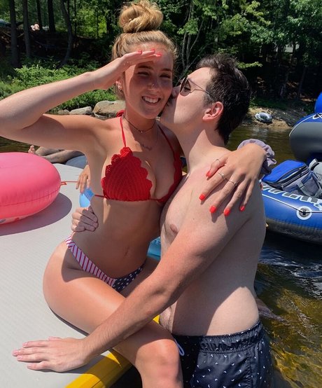 クーガーオンリーファンズ ポルノ 画像