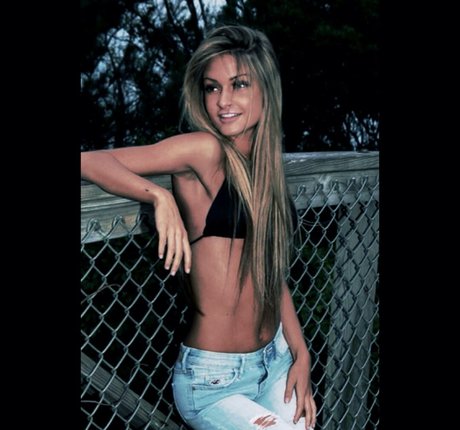 Kayla Giarrusso スター ヌード 写真