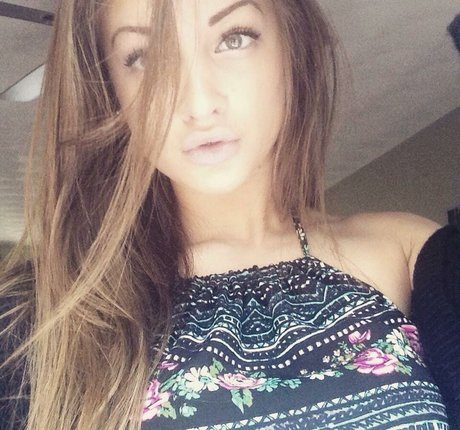 Kayla Giarrusso セクシーモデル 写真