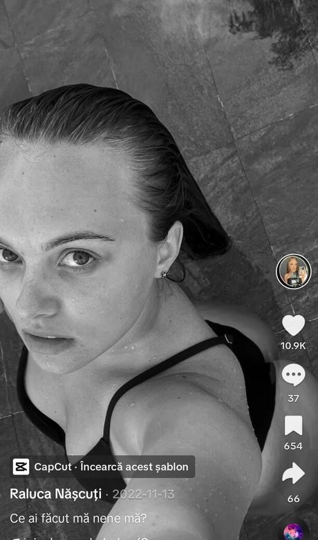 50歳のOnlyFans セクシーヌード 写真