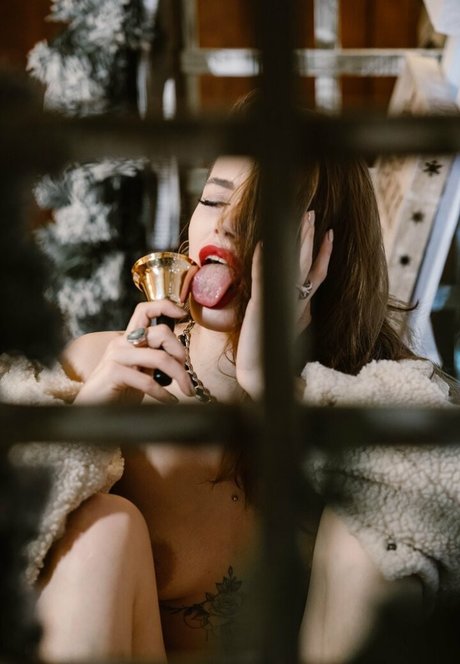 ウェブカメラ オンリーファンズ 無料 写真