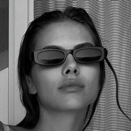 Viktoria Odintcova 独占女優 写真