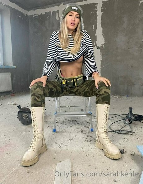 逆騎乗位 オンリーファンズ パーフェクト 写真