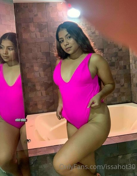 issahott31 ポルノスター ホット 写真