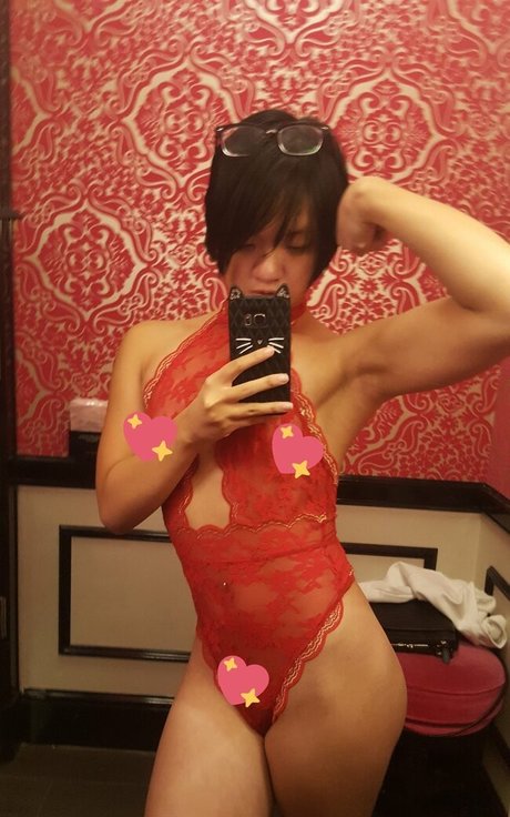 ゲイオンリーファン セクシー裸 写真