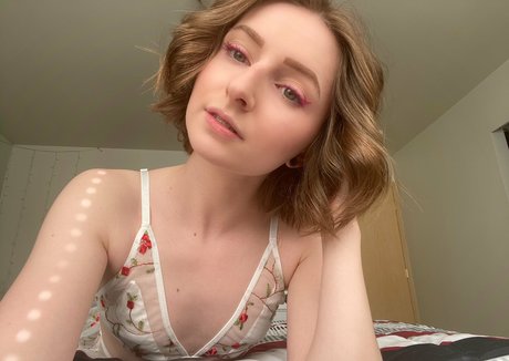 katefaefree トップポルノスター 写真