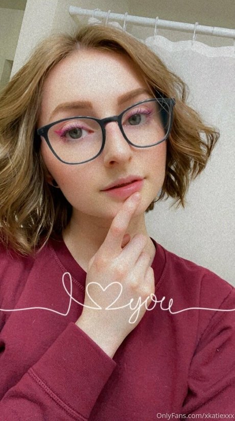 katefaefree スター ヌード 写真