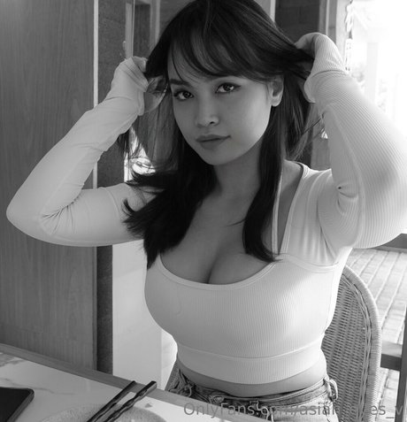 asian eyes v 最高のスター ギャラリー