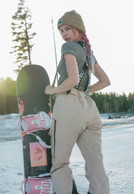 ridewithcarms ポルノスター 高品質 画像