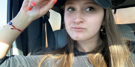 littlesadiespade セクシーモデル 画像