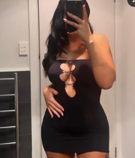 ぽっちゃり黒人OnlyFans 美しいポルノ 画像