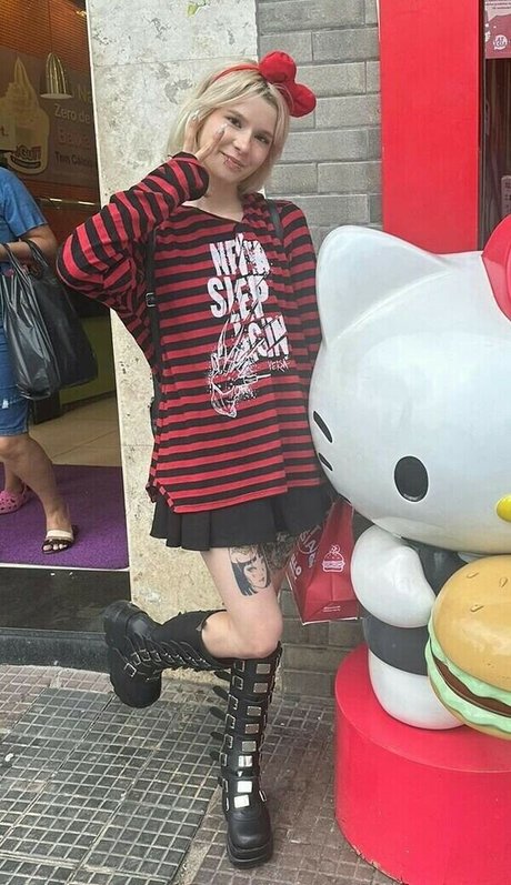 Luh Setra 美しいモデル 写真