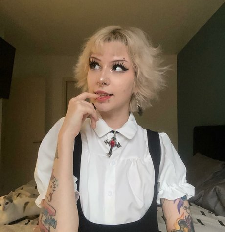 Luh Setra アートモデル ギャラリー