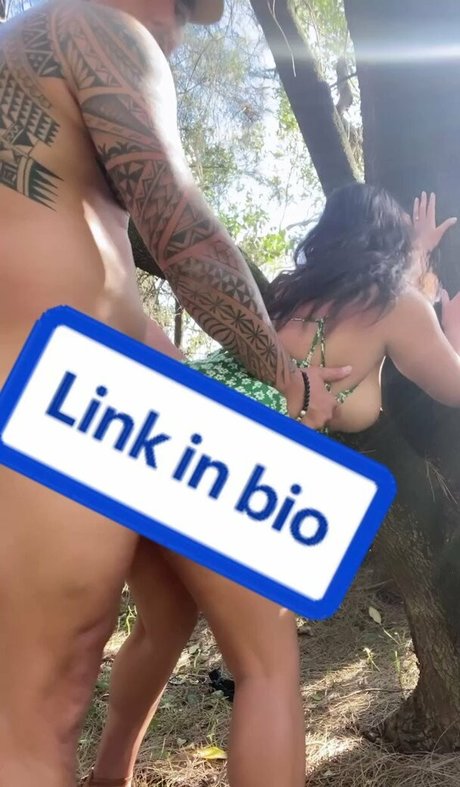 ポーグ xxx オンリーファンズ ポルノ 写真