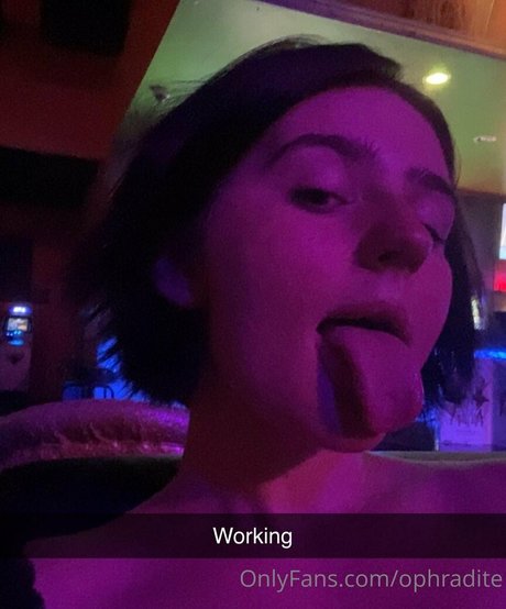 ophradite ポルノスター アート 画像