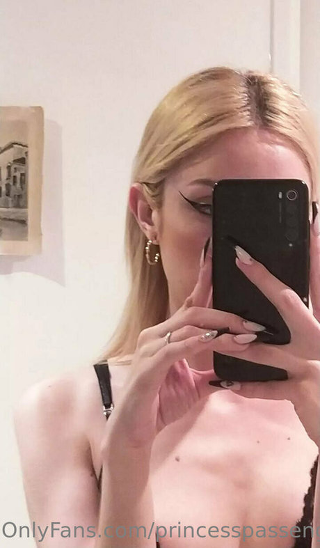 princesspassengerr セクシーモデル 写真