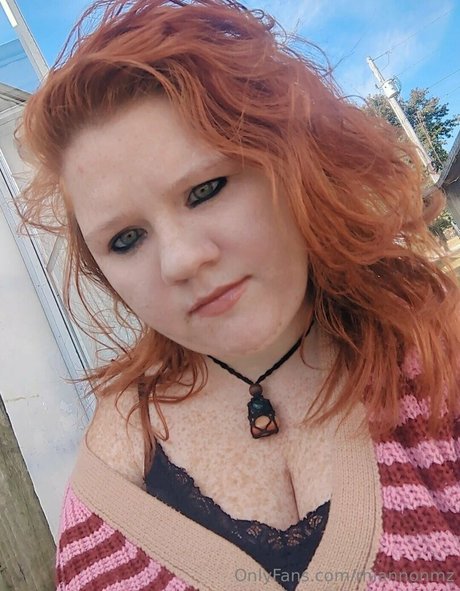 お金 オンリーファンズ 美しい裸 画像