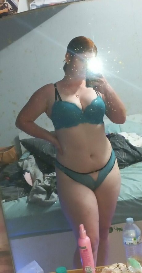 アマチュアヌードオンリーファンズ パーフェクト 画像