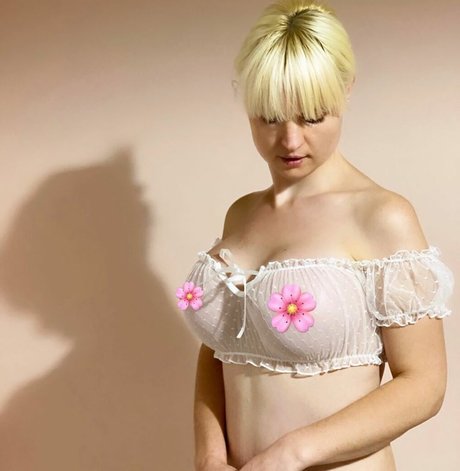 ママの足OnlyFans 無料セクシー 写真