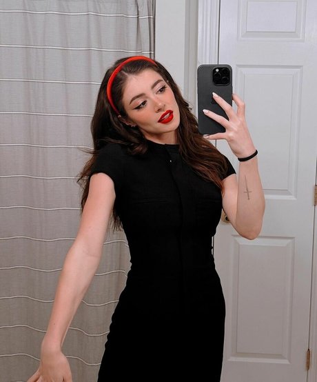 Chrissy Costanza ヌードモデル 写真