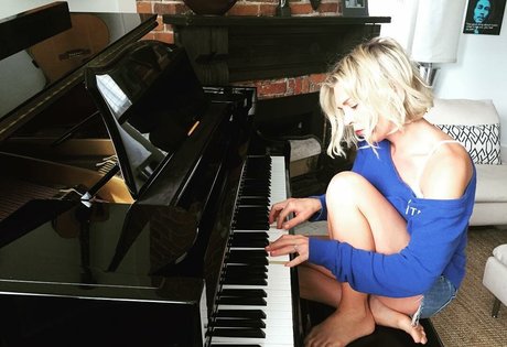 Kortney Wilson セクシーモデル 写真