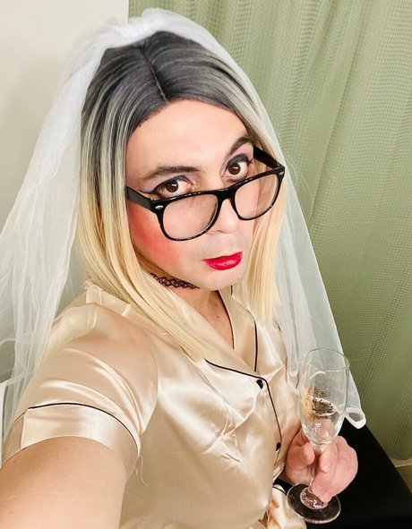 qosrachelcd アダルトモデル 写真