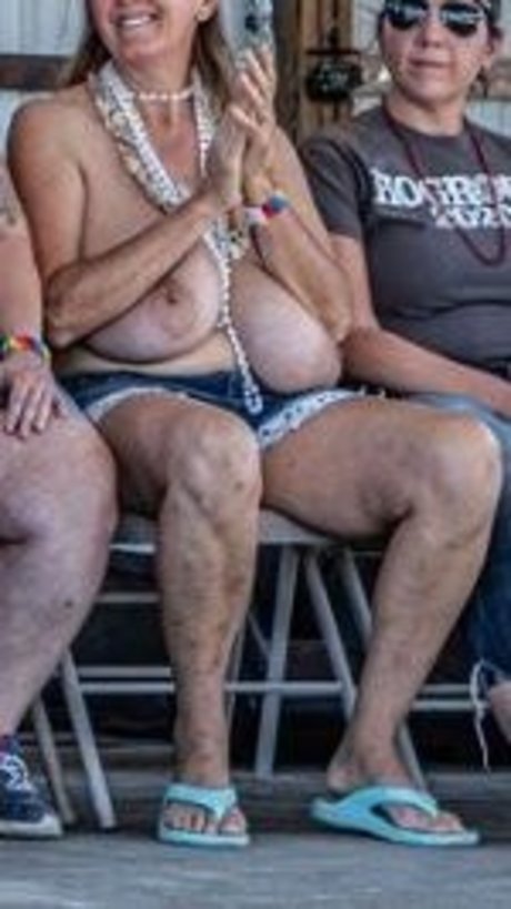 巨大なペニスオンリーファンズ 素敵 画像