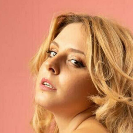 Giulia Leopardi ポルノスター ベスト 写真