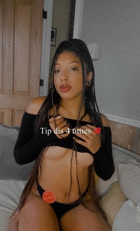 アジアンツインズOnlyFans 可愛い 写真