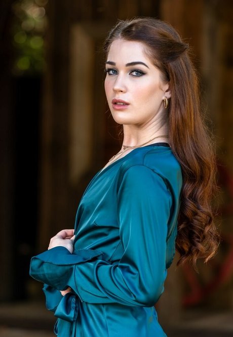 Evelyn Claire ホットなスター 写真