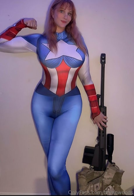 巨乳のオンリーファンズ ホット 写真