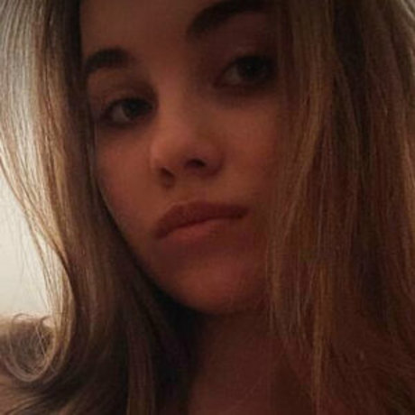 小人ヌードオンリーファンズ えろた 画像