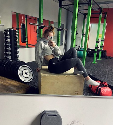 Ronjalexandra 女優 画像