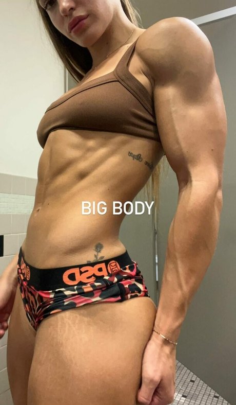 Angelina Maldonado 美しいモデル 写真