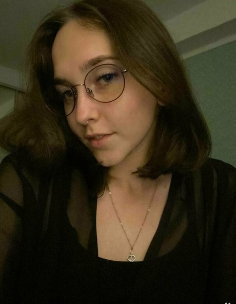 sonya me 完璧なモデル 画像